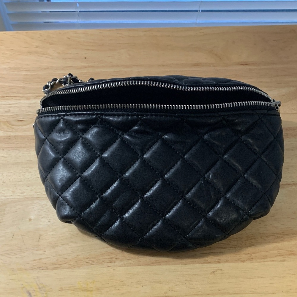 Steve Madden Black Quilted Crossbody Bag